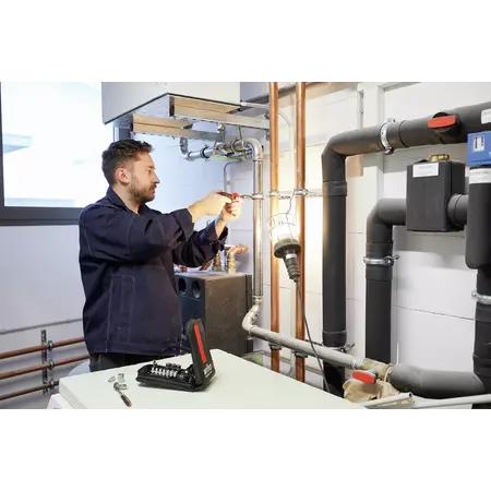 Nut driver and bit set 1/4"