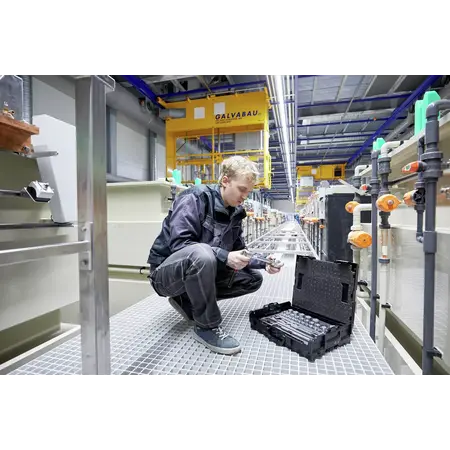 Nut driver and bit set 1/4" and 1/2"