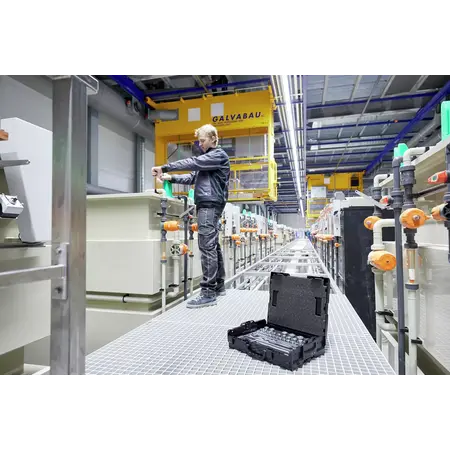 Nut driver and bit set 1/4" and 1/2"