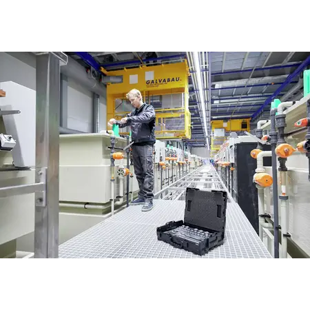 Nut driver and bit set 1/4" and 1/2"