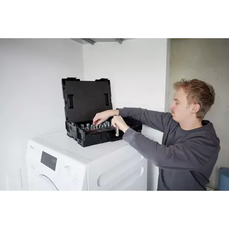 Nut driver and bit set 1/4" and 1/2"