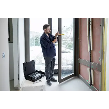 Nut driver and bit set 1/4" and 1/2"