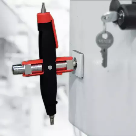 Switch cabinet key pen shape 7.0 mm | PH2
