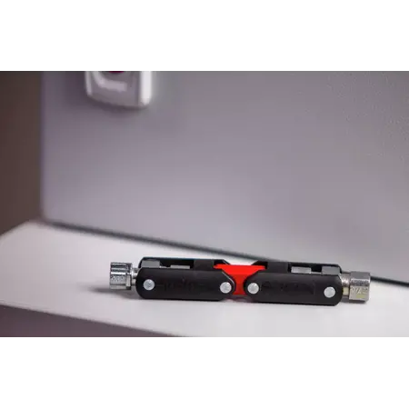 Universal key with double joint