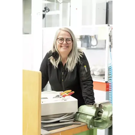 Cable cutter Professional electric 180 mm | -