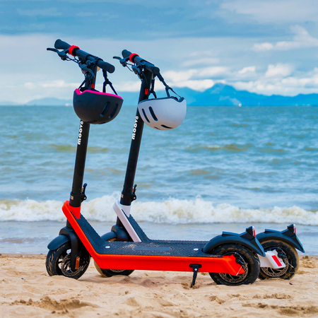 Moov8 X9 Electric Scooter – High Performance Ride for Long Distances