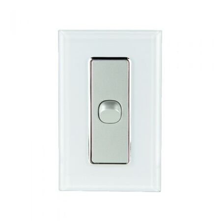 SW1/DS - 1 Gang 16 Amp Switch White on Silver