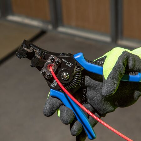 Katapult™ Wire Stripper and Cutter for Solid and Stranded Wire