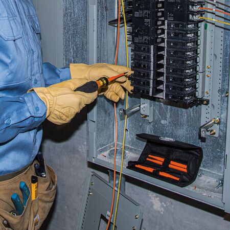 8-in-1 Insulated Interchangeable Screwdriver Set