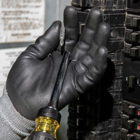 15-in-1 Multi-Bit Ratcheting Screwdriver