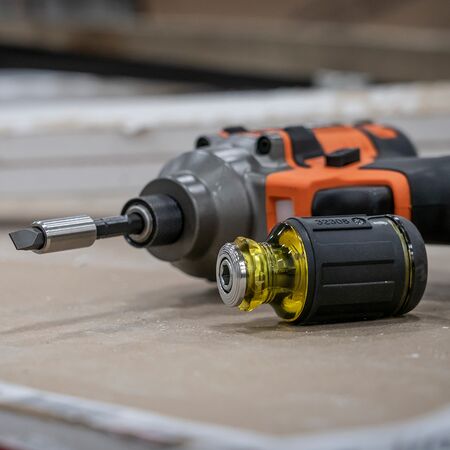 8-in-1 Multi-Bit Adjustable Length Stubby Screwdriver