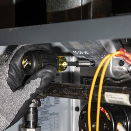 8-in-1 Multi-Bit Adjustable Length Stubby Screwdriver