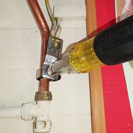 7-in-1 Multi-Bit Screwdriver / Nut Driver, Magnetic (Metric)