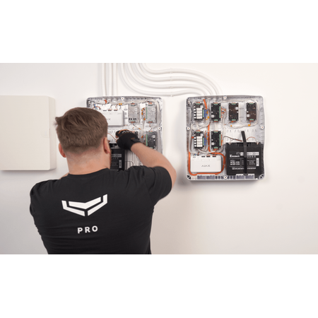 AJAX Fibra Line Splitter Module | Splits One Line to Four Outputs | Extends Up to 2000 Meters | by Dicker Data