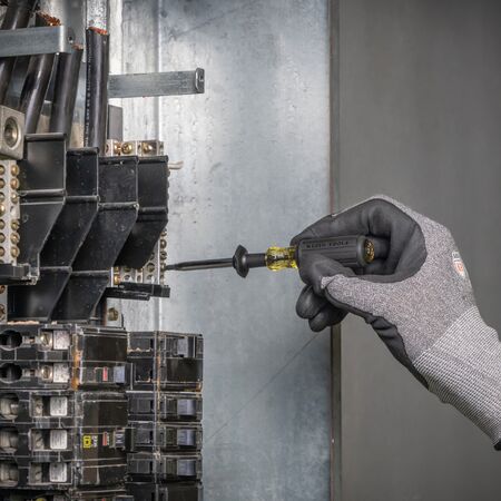 Slotted Screw Holding Driver, 0.5 cm