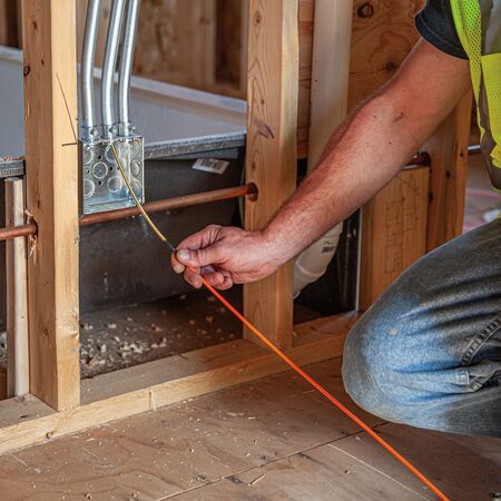 Multi-Groove Fibreglass Fish Tape with Spiral Steel Leader, 31 m