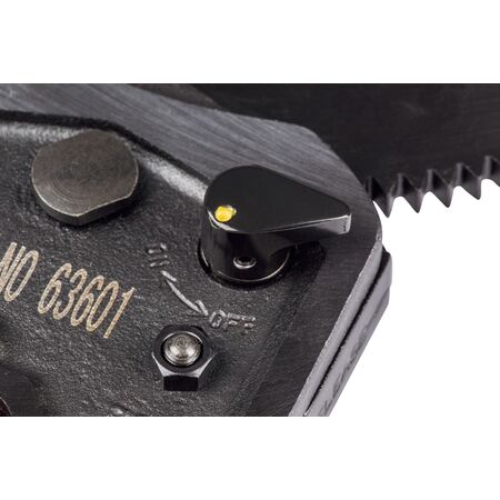 Compact Ratcheting Cable Cutter