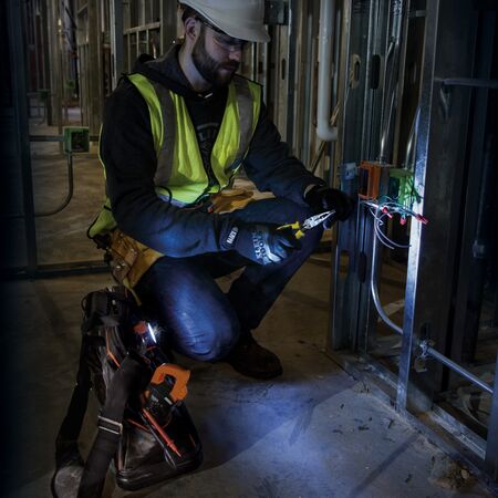 Digital Clamp Meter, True RMS, AC Auto-Ranging, 600 Amp