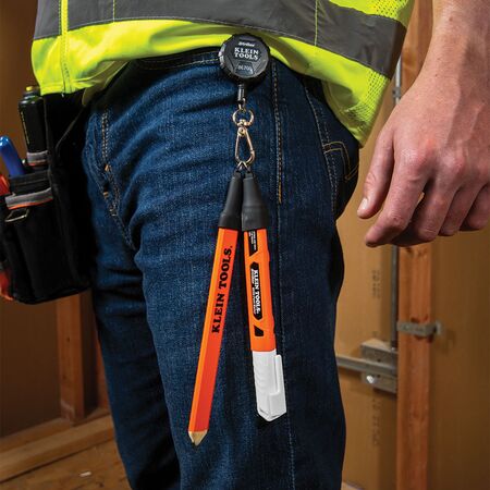 Skribes™ Retractable Marker Holder