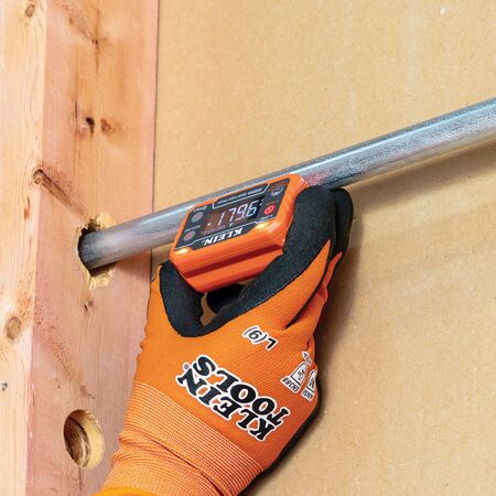 Digital Angle Gauge with Angle Alert