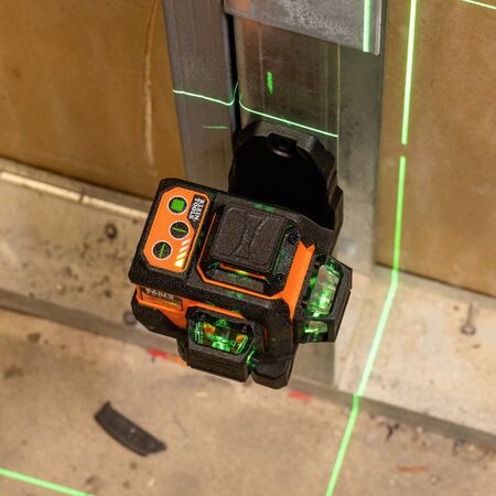 Compact Green Planar Laser Level