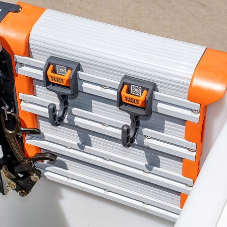 1.5-Man Wall Assembly, Rail System