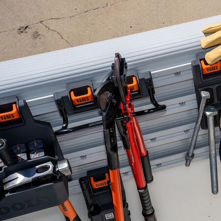 Utility Bar Storage Module, Rail System