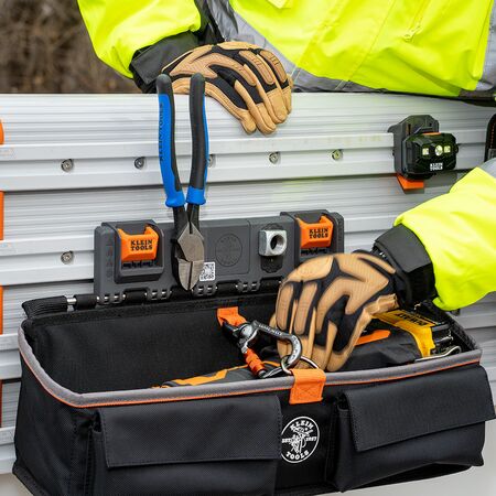 Large Pouch Module, Rail System