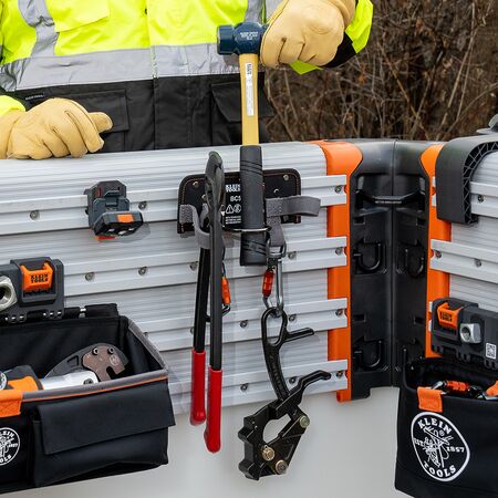 Multi-Tool Holder Module, Rail System