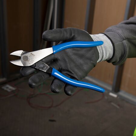 Diagonal Cutting Pliers, Angled Head, 20.3 cm