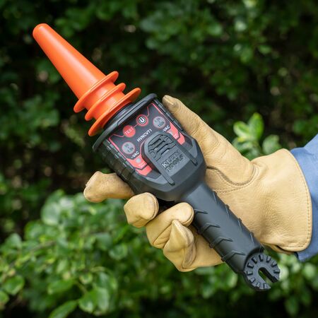 Dual-Range, High-Voltage Tester