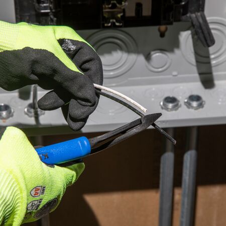 Diagonal Cutting Pliers, Heavy-Duty, Angled Head, 20.6 cm