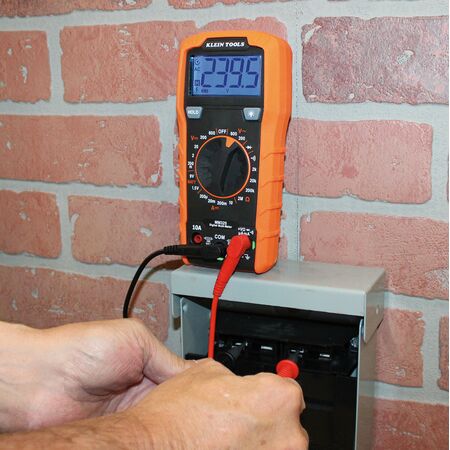 Digital Multimeter, Manual-Ranging, 600V