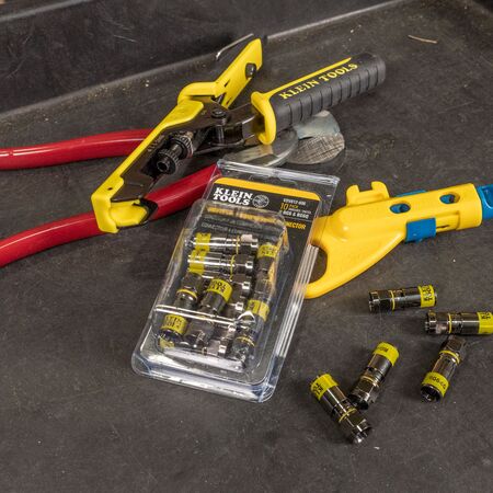 Universal F Compression Connectors, RG6/6Q, 10-Pack