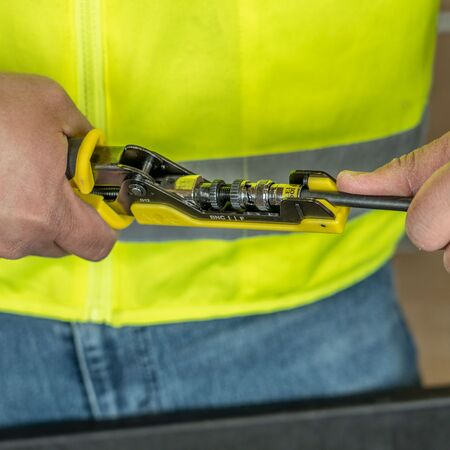 Universal BNC Compression Connectors, RG6-R6Q, 10-Pack