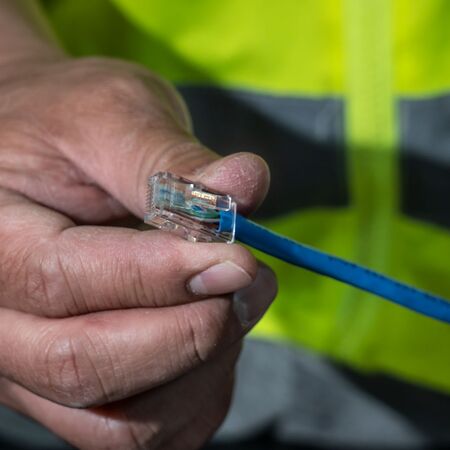 Pass-Thru™ Modular Data Plugs, RJ45-CAT6, 200-Pack