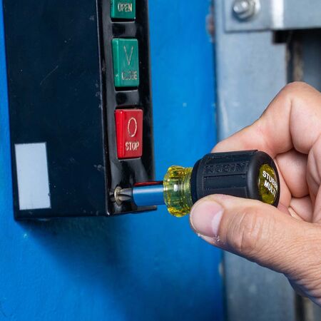 Multi-Bit Screwdriver / Nut Driver, 6-in-1, Stubby, Ph., Sl. Bits