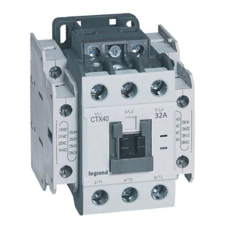 CTX³ - 3-pole contactors - 32A AC-3 rating - Screw terminals - Modular version -