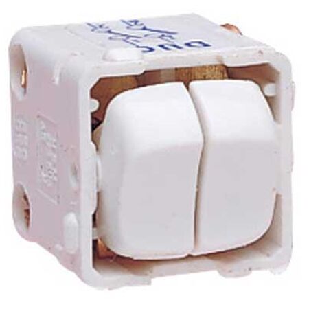 HPM 10A 1 Way 2 x Single Pole Single Throw Duo Rocker Switch White
