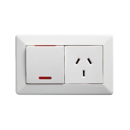 Legrand Como 15A Horizontal Single Power Point with Neon White