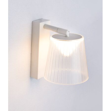 CHESTER: City Series LED Wall White 1 Switch Clear PS Shade Wall Lights