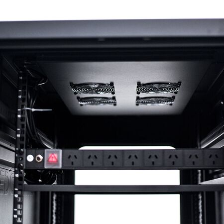 Server Rack Cabinet 18RU | 1000kg Load Capacity | Lockable Castors & Shelves | by SERVEREDGE