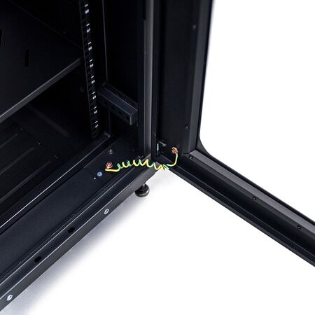 Server Rack Cabinet 18RU | 1000kg Load Capacity | Lockable Castors & Grounding System | by SERVEREDGE