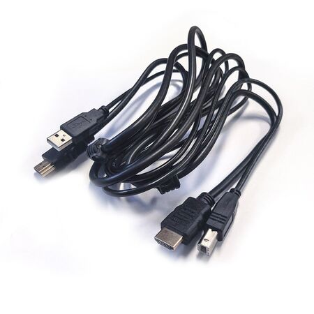 8-Port 19inch LCD KVM Switch | PS/2, USB & HDMI Support | Includes 8 Custom KVM Cables | by SERVEREDGE