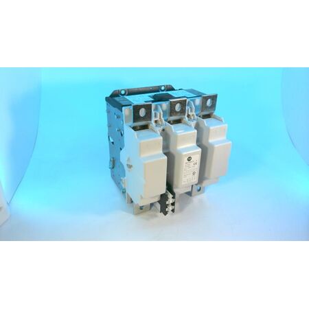 Allen-Bradley 100G550KF22 Contactor 550 AMP