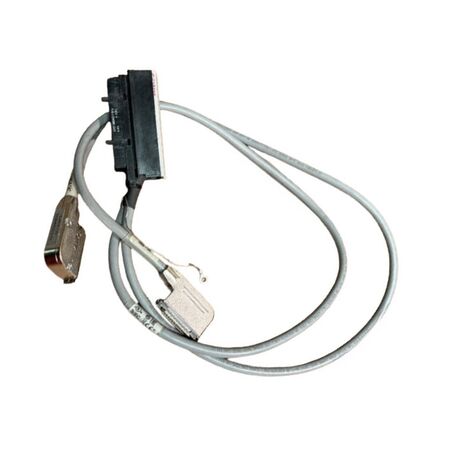 Allen-Bradley 1492C025025UF LAW 2-Length D-Cable 2.5m