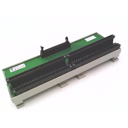 Allen-Bradley 1492RIFM40F2 Digital Interface Module with Field Removable Terminal Block