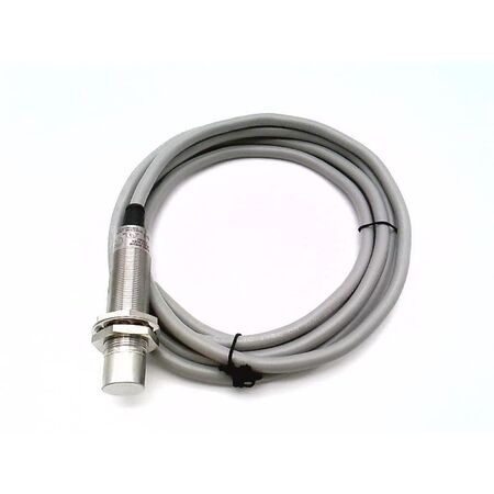 Allen-Bradley 871TMB8N18A2 Inductive Sensor Metal Face 18mm Barrel