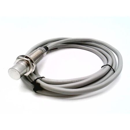 Allen-Bradley 871TMB8N18A2 Inductive Sensor Metal Face 18mm Barrel