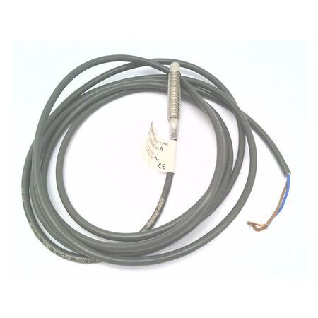 Allen-Bradley 872CA2N8A2 Proximity Sensor 8mm Diameter